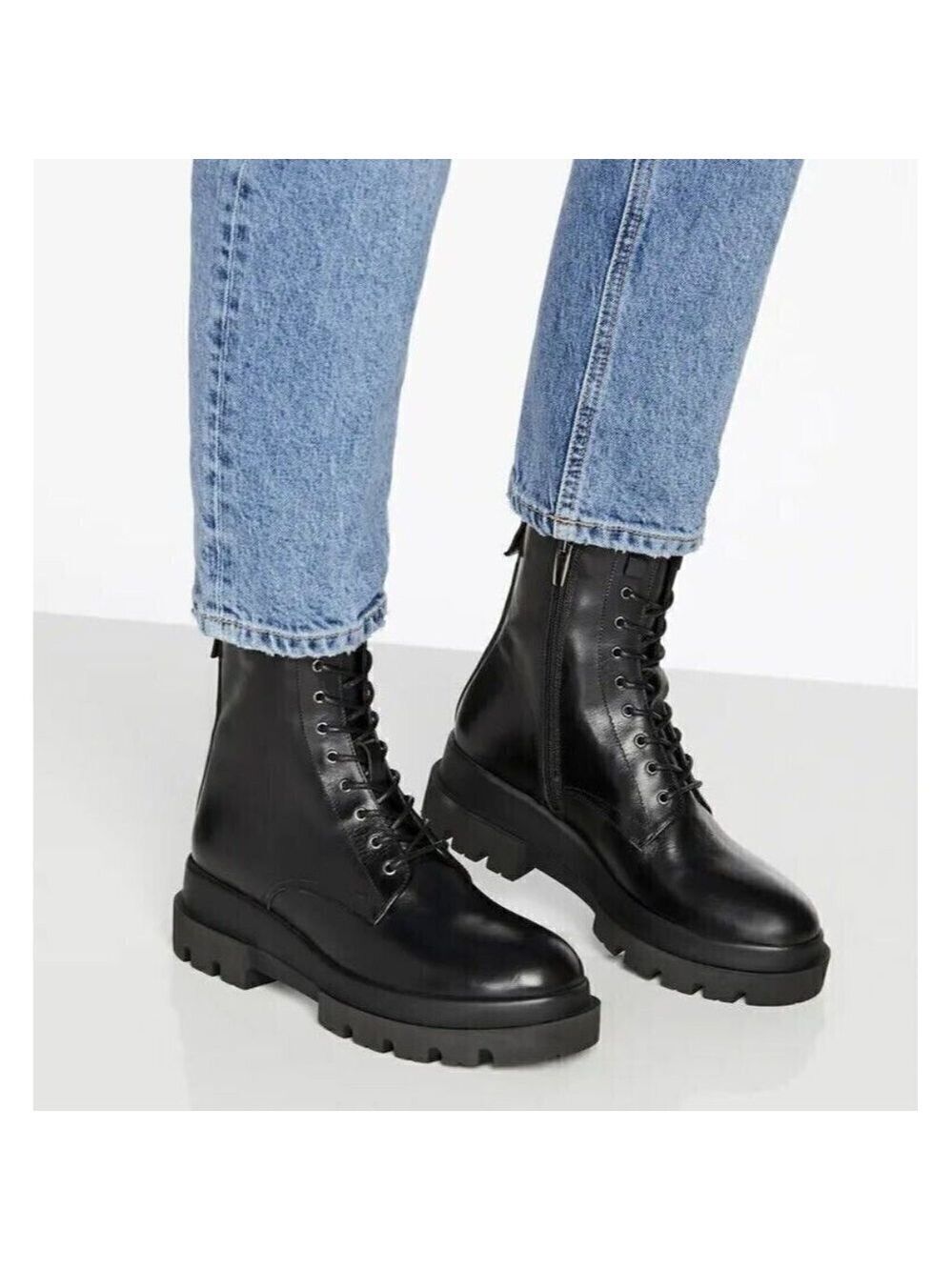 La Canadienne combat boot "Brendan" black leather lace up lug sole sz 35